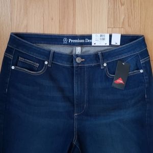 Addition Elle Cropped Jeans